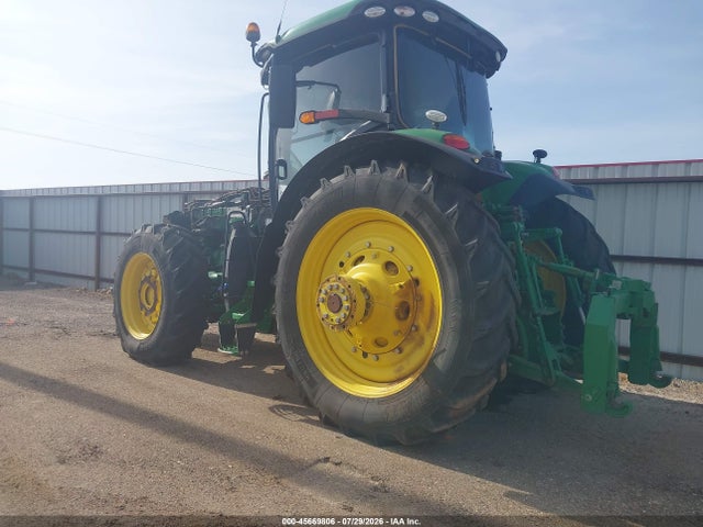 45669806 :رقم المزاد ، 1rw8370rakd142633 vin ، 2019 John Deere Tractor مزاد بيع