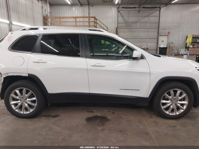 2015 Jeep Cherokee Limited მანქანა იყიდება აუქციონზე, vin: 1C4PJMDS2FW688247, აუქციონის ნომერი: 45669852