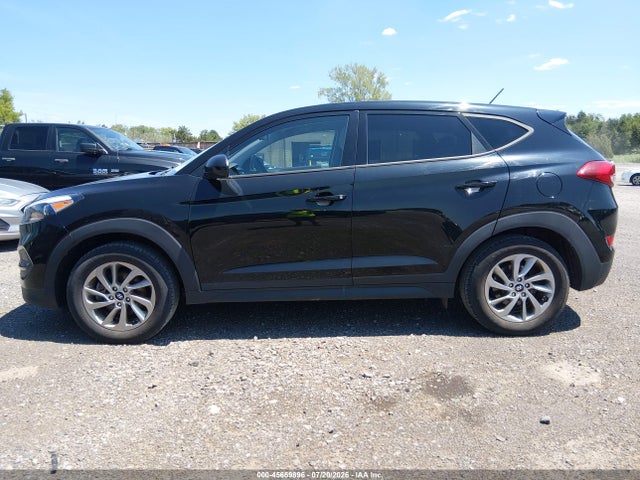 Hyundai TUCSON SE 2018 KM8J2CA48JU655675 Image 14
