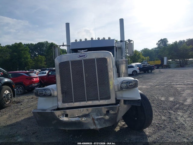 Продажа на аукционе авто 2014 Peterbilt 389, vin: 1XPXD49X3ED232276, номер лота: 45669925