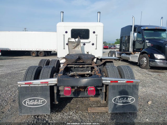 Продажа на аукционе авто 2014 Peterbilt 389, vin: 1XPXD49X3ED232276, номер лота: 45669925