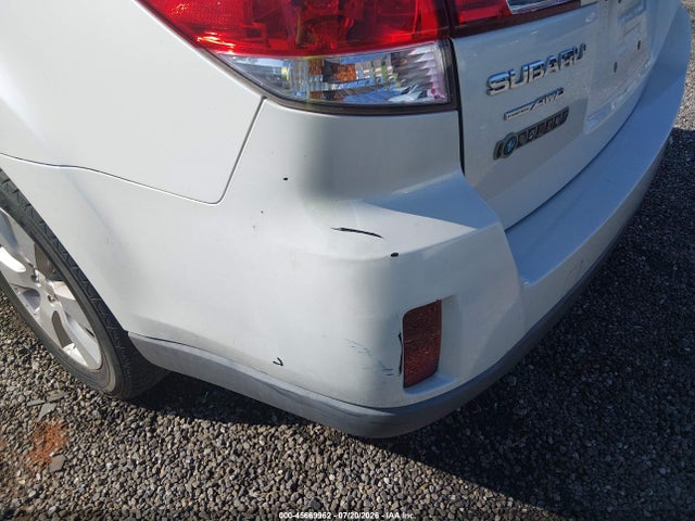 45669962 :رقم المزاد ، 4S4BRBKC6B3320566 vin ، 2011 Subaru Outback 2.5i Limited مزاد بيع