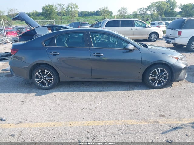 2024 Kia Forte Lxs მანქანა იყიდება აუქციონზე, vin: 3KPF24AD6RE778076, აუქციონის ნომერი: 45669964