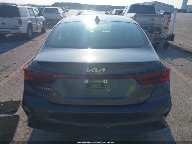 2024 Kia Forte Lxs მანქანა იყიდება აუქციონზე, vin: 3KPF24AD6RE778076, აუქციონის ნომერი: 45669964