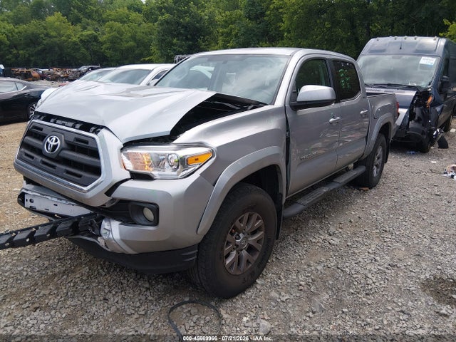 5TFCZ5AN7HX067305 Toyota Tacoma Sr5 V6