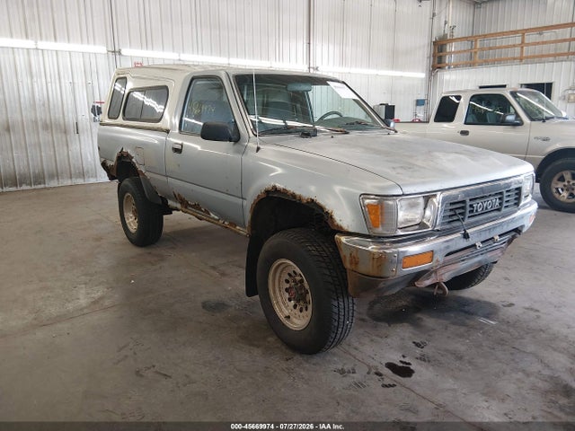 Продаж на аукціоні авто 1991 Toyota Pickup 1/2 Ton Sht Wheelbase Dlx, vin: JT4RN01P8M0015582, номер лоту: 45669974