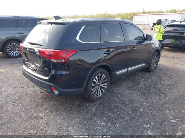 2020 Mitsubishi Outlander Sel 2.4 მანქანა იყიდება აუქციონზე, vin: JA4AD3A3XLZ018650, აუქციონის ნომერი: 45669986