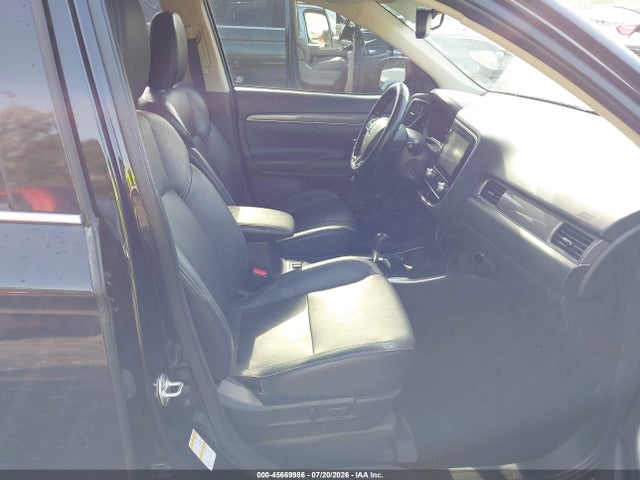 2020 Mitsubishi Outlander Sel 2.4 მანქანა იყიდება აუქციონზე, vin: JA4AD3A3XLZ018650, აუქციონის ნომერი: 45669986