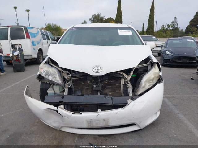 Auction sale of the 2013 Toyota Sienna Le V6 8 Passenger, vin: 5TDKK3DC2DS323476, lot number: 45669991