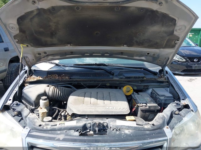 45670015 :رقم المزاد ، 2C4RC1BG5GR214433 vin ، 2016 Chrysler Town & Country Touring مزاد بيع