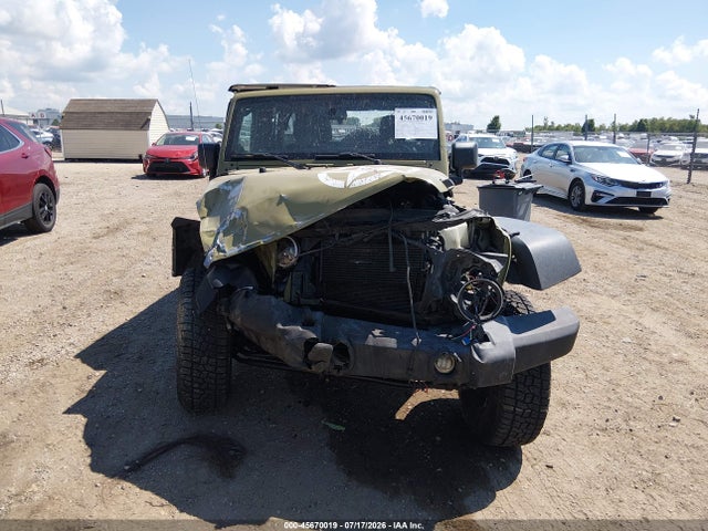 Продажа на аукционе авто 2013 Jeep Wrangler Unlimited Freedom Edition, vin: 1C4BJWDGXDL618527, номер лота: 45670019