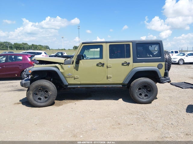 Продажа на аукционе авто 2013 Jeep Wrangler Unlimited Freedom Edition, vin: 1C4BJWDGXDL618527, номер лота: 45670019