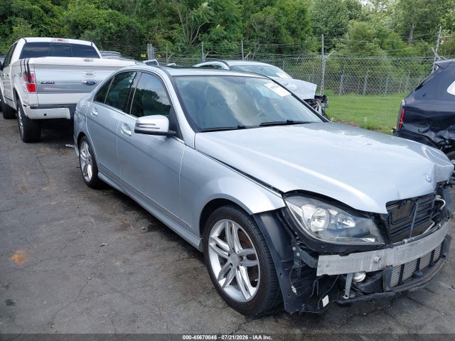 Aukcja sprzedaży 2013 Mercedes-benz C 250 Sport, vin: WDDGF4HB6DR298961, numer aukcji: 45670048