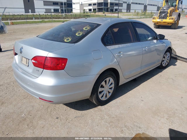 2011 Volkswagen Jetta 2.0l S მანქანა იყიდება აუქციონზე, vin: 3VW2K7AJ1BM337132, აუქციონის ნომერი: 45670063