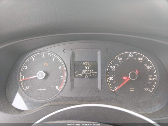 2011 Volkswagen Jetta 2.0l S მანქანა იყიდება აუქციონზე, vin: 3VW2K7AJ1BM337132, აუქციონის ნომერი: 45670063