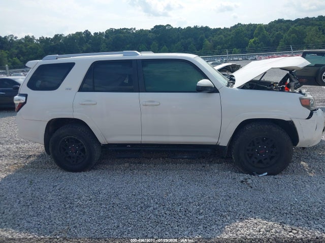 Продажа на аукционе авто 2018 Toyota 4runner Sr5, vin: JTEZU5JR0J5176360, номер лота: 45670071
