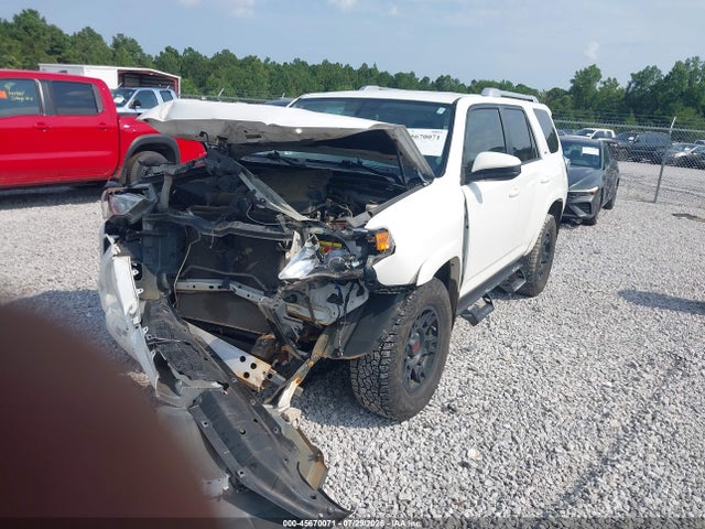Продажа на аукционе авто 2018 Toyota 4runner Sr5, vin: JTEZU5JR0J5176360, номер лота: 45670071