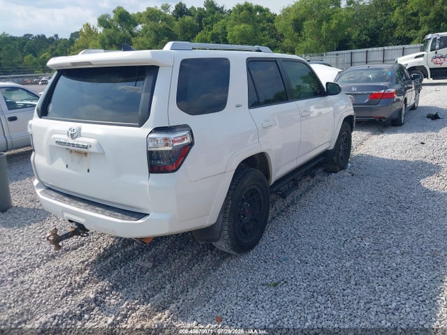 Продажа на аукционе авто 2018 Toyota 4runner Sr5, vin: JTEZU5JR0J5176360, номер лота: 45670071