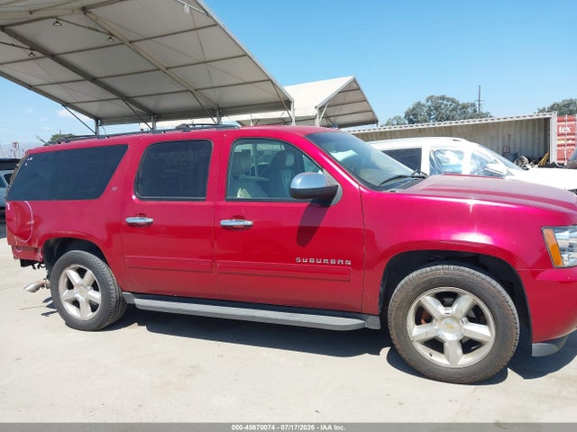 Chevrolet Suburban Lt 2014 1GNSCJE09ER158023 Image 14