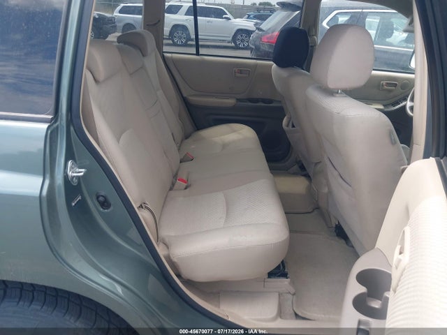 45670077 :رقم المزاد ، JTEEP21A040062228 vin ، 2004 Toyota Highlander V6 مزاد بيع