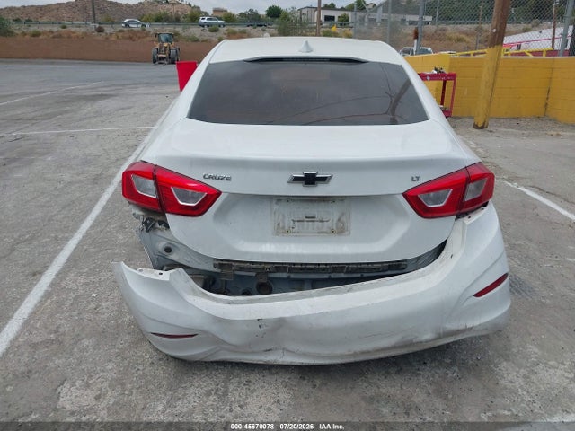 Chevrolet Cruze Lt Auto 2018 1G1BE5SM7J7179162 Image 16