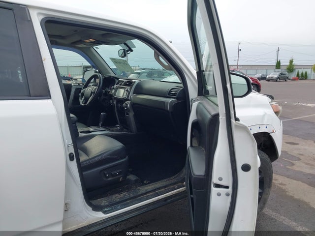 Toyota 4runner Sr5 Premium 2016 JTEBU5JR0G5280373 Image 5
