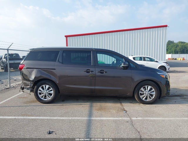 2016 Kia Sedona Lx მანქანა იყიდება აუქციონზე, vin: KNDMB5C11G6165897, აუქციონის ნომერი: 45670085