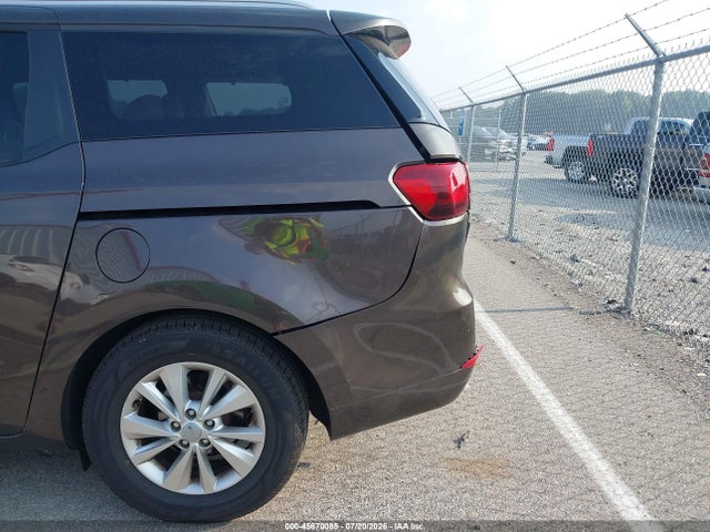 2016 Kia Sedona Lx მანქანა იყიდება აუქციონზე, vin: KNDMB5C11G6165897, აუქციონის ნომერი: 45670085