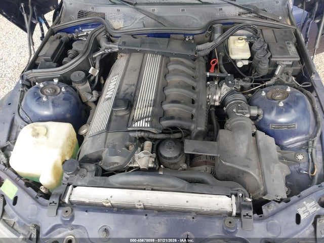 45670099 :رقم المزاد ، 4USCJ333XWLG20702 vin ، 1998 Bmw Z3 2.8 مزاد بيع