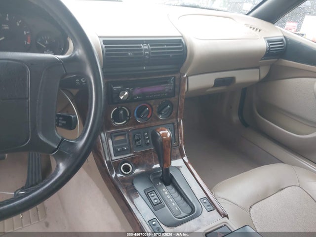 45670099 :رقم المزاد ، 4USCJ333XWLG20702 vin ، 1998 Bmw Z3 2.8 مزاد بيع