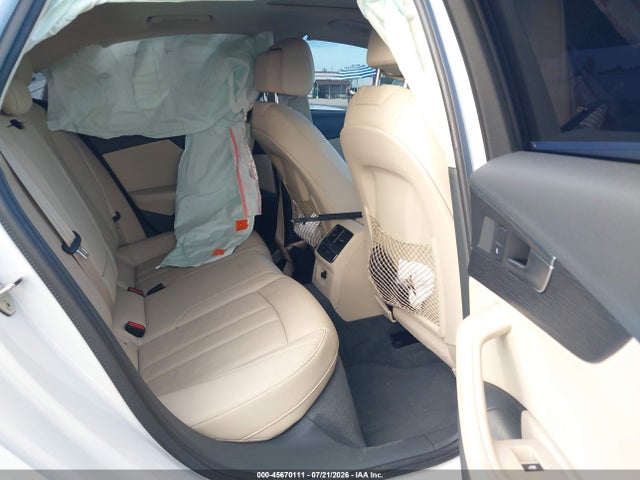 Aukcja sprzedaży 2019 Audi A4 40 Premium, vin: WAUGMAF46KA037311, numer aukcji: 45670111