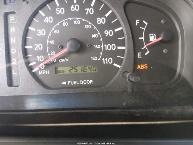 Продажа на аукционе авто 2000 Toyota Sienna Le, vin: 4T3ZF13C8YU302340, номер лота: 45670140