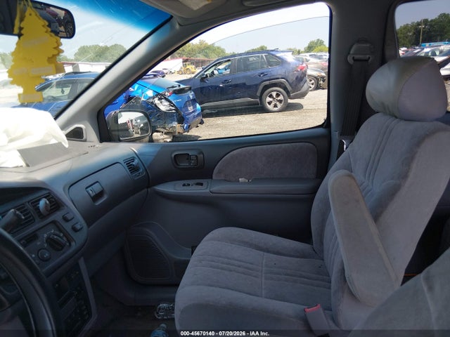 Продажа на аукционе авто 2000 Toyota Sienna Le, vin: 4T3ZF13C8YU302340, номер лота: 45670140