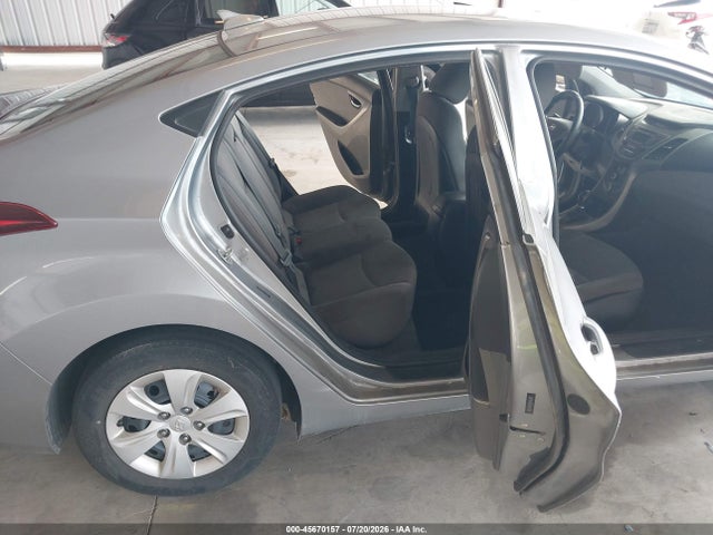 Auction sale of the 2016 Hyundai Elantra Se, vin: 5NPDH4AEXGH672995, lot number: 45670157