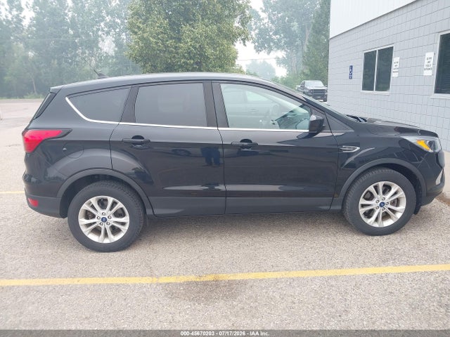 2019 Ford Escape Se მანქანა იყიდება აუქციონზე, vin: 1FMCU9GDXKUC11888, აუქციონის ნომერი: 45670203