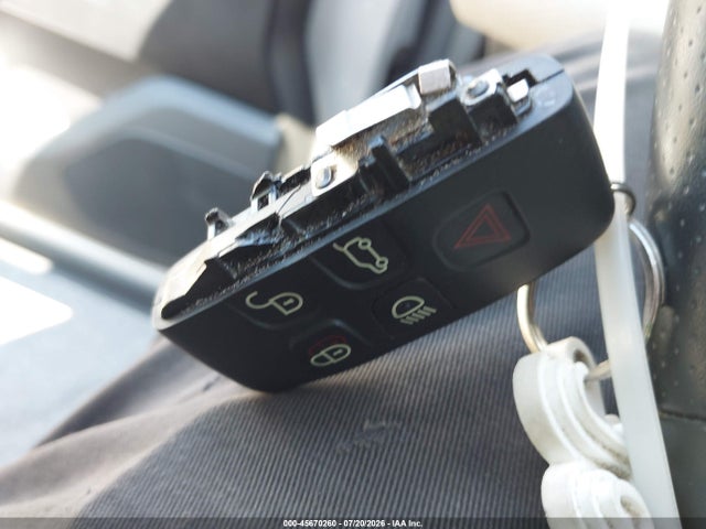 2020 Land Rover Range Rover Velar P250 S მანქანა იყიდება აუქციონზე, vin: SALYB2EX8LA274553, აუქციონის ნომერი: 45670260