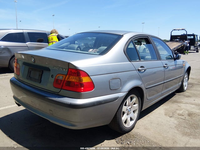 2004 Bmw 325xi მანქანა იყიდება აუქციონზე, vin: WBAEU33484PR13982, აუქციონის ნომერი: 45670266