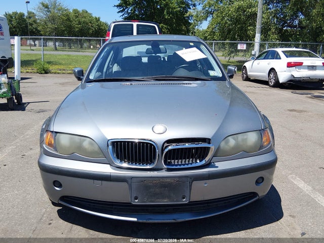 2004 Bmw 325xi მანქანა იყიდება აუქციონზე, vin: WBAEU33484PR13982, აუქციონის ნომერი: 45670266