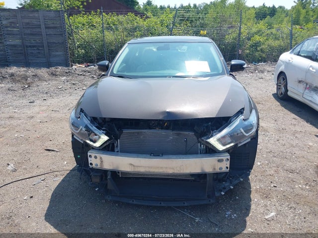 Продажа на аукционе авто 2016 Nissan Maxima 3.5 Platinum, vin: 1N4AA6AP0GC385011, номер лота: 45670284