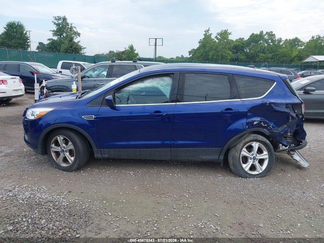 Продаж на аукціоні авто 2015 Ford Escape Se, vin: 1FMCU0G78FUB27273, номер лоту: 45670343