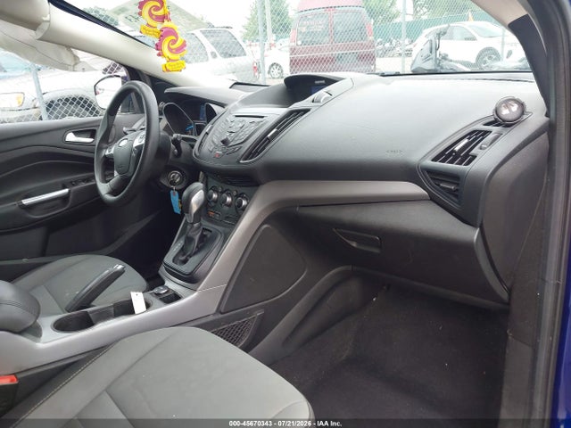 Продаж на аукціоні авто 2015 Ford Escape Se, vin: 1FMCU0G78FUB27273, номер лоту: 45670343