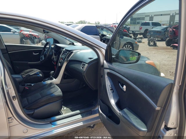 Продажа на аукционе авто 2013 Hyundai Elantra Gt, vin: KMHD35LE9DU030220, номер лота: 45670349