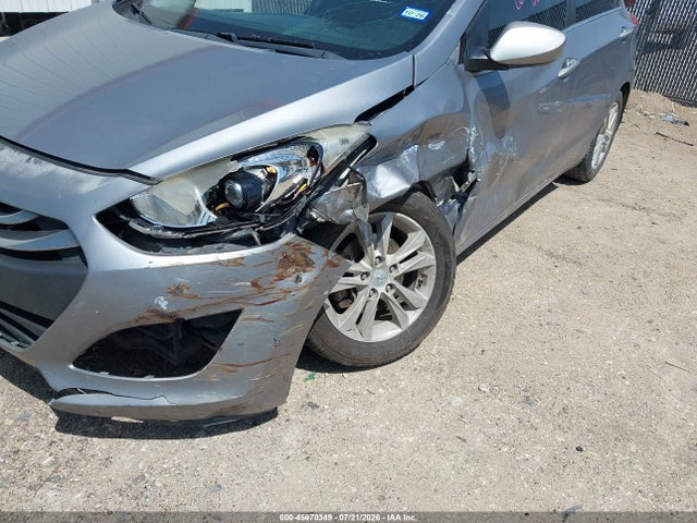 Продажа на аукционе авто 2013 Hyundai Elantra Gt, vin: KMHD35LE9DU030220, номер лота: 45670349