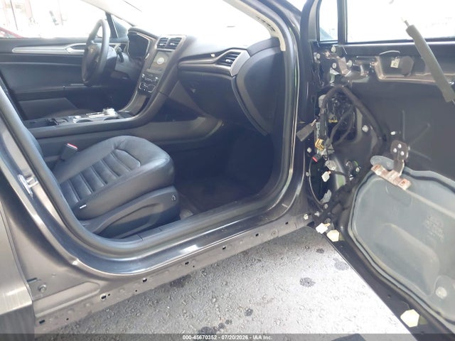 45670352 :رقم المزاد ، 3FA6P0LUXLR266222 vin ، 2020 Ford Fusion Hybrid Se مزاد بيع