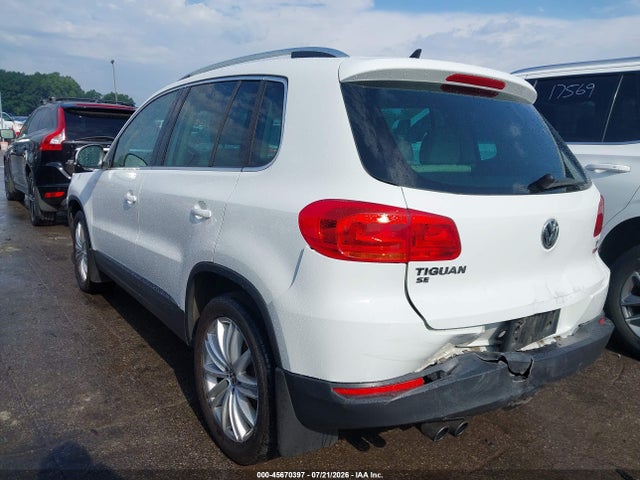 2016 Volkswagen Tiguan Se მანქანა იყიდება აუქციონზე, vin: WVGBV7AX7GW551785, აუქციონის ნომერი: 45670397