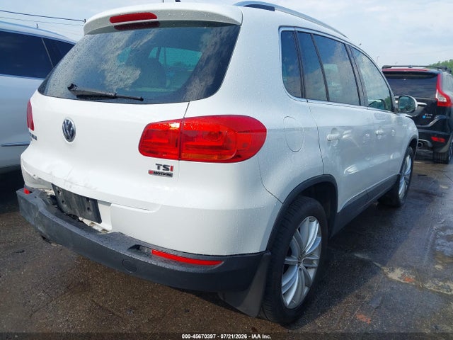2016 Volkswagen Tiguan Se მანქანა იყიდება აუქციონზე, vin: WVGBV7AX7GW551785, აუქციონის ნომერი: 45670397