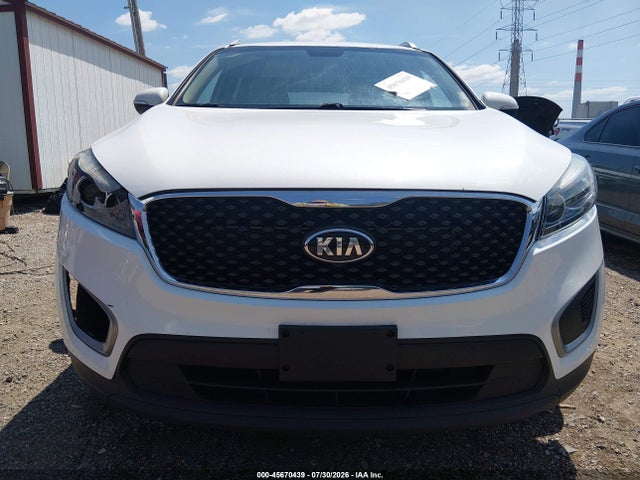 45670439 :رقم المزاد ، 5XYPG4A32HG322266 vin ، 2017 Kia Sorento 2.4l Lx مزاد بيع