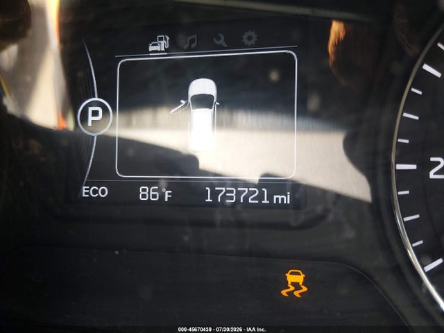 45670439 :رقم المزاد ، 5XYPG4A32HG322266 vin ، 2017 Kia Sorento 2.4l Lx مزاد بيع