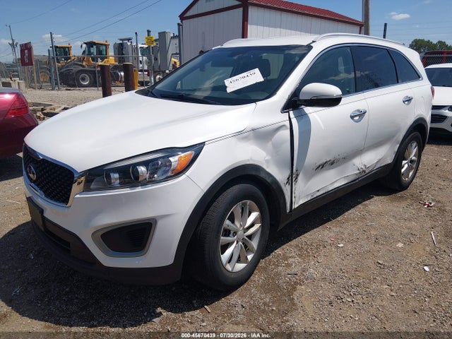 45670439 :رقم المزاد ، 5XYPG4A32HG322266 vin ، 2017 Kia Sorento 2.4l Lx مزاد بيع