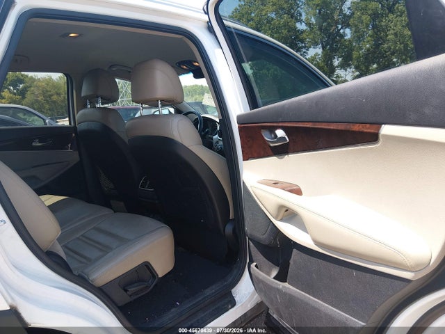 45670439 :رقم المزاد ، 5XYPG4A32HG322266 vin ، 2017 Kia Sorento 2.4l Lx مزاد بيع